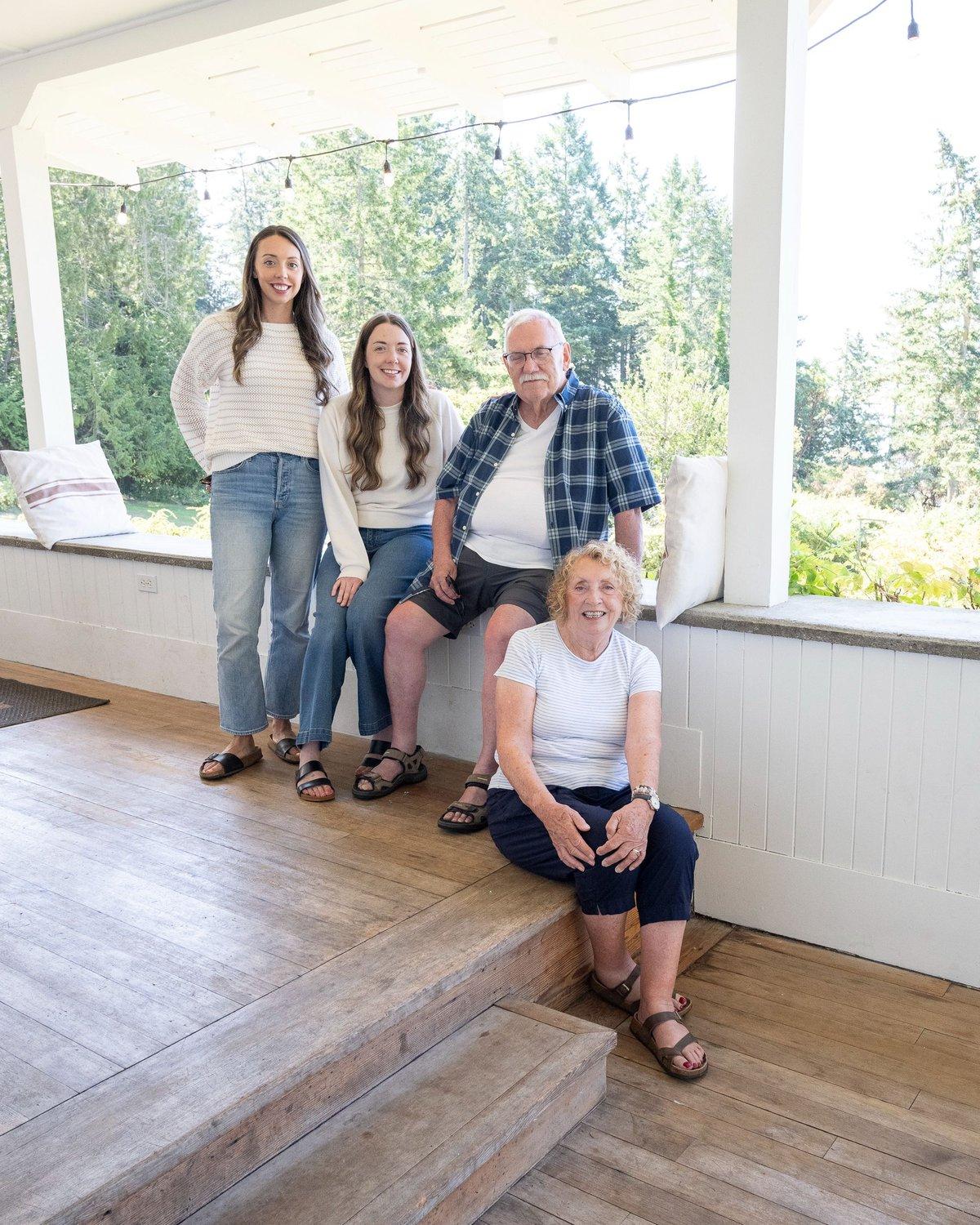 carousel-hero-element image-3