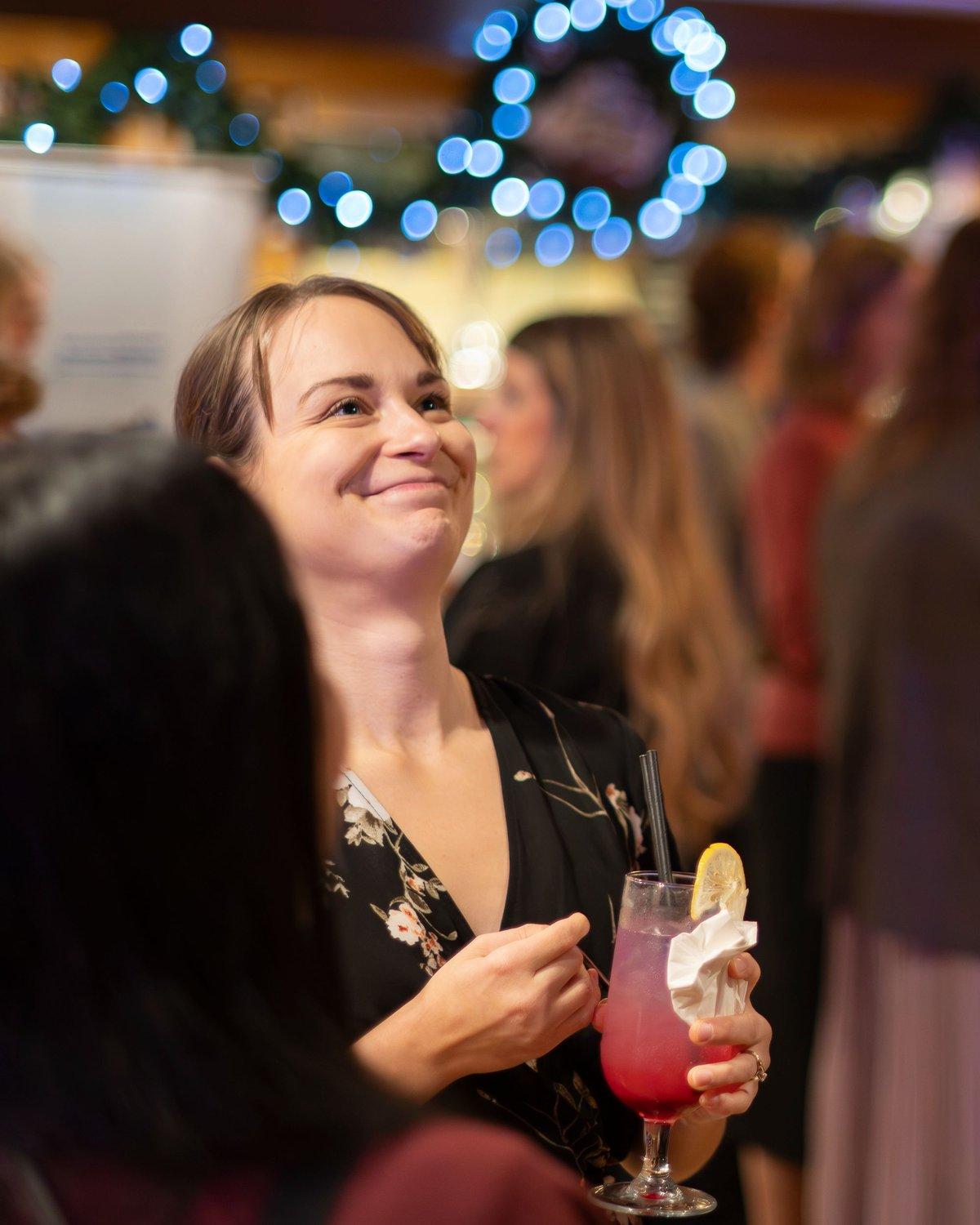 carousel-hero-element image-14