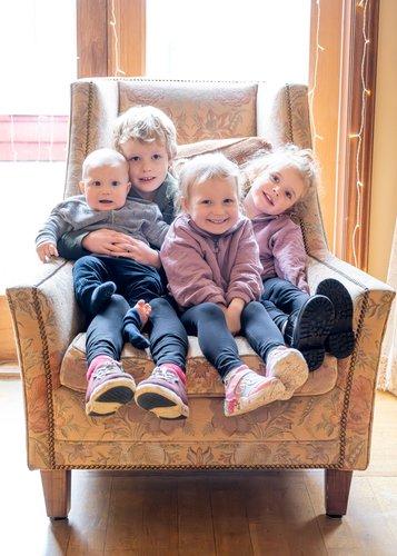 mobile - carousel-hero-element image-14