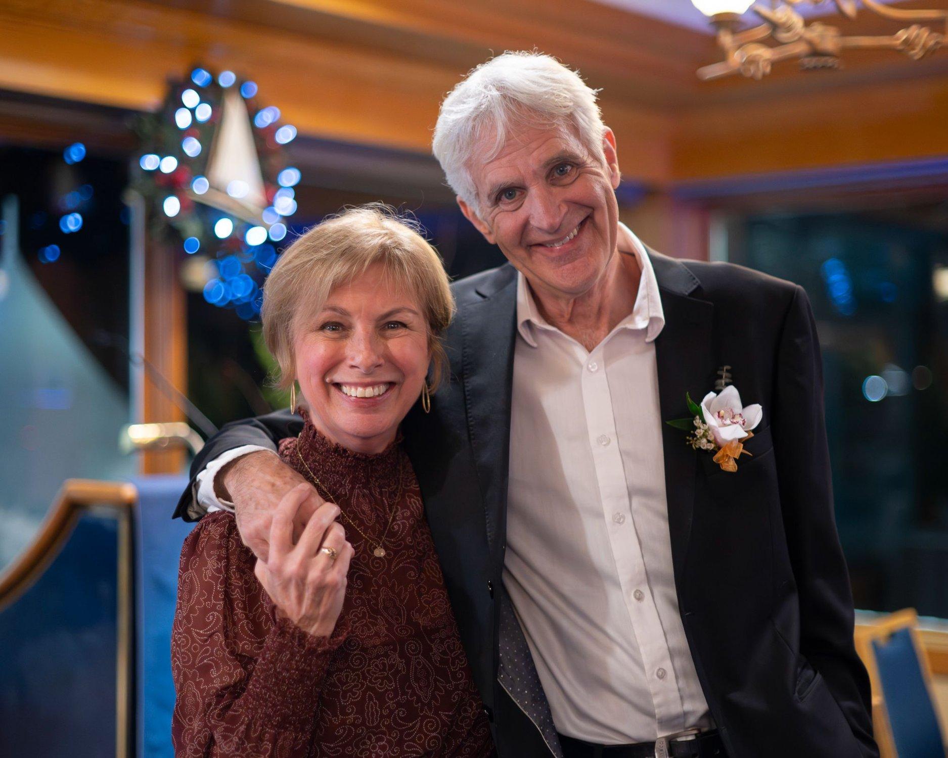 carousel-hero-element image-13