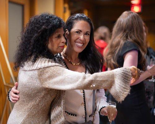 mobile - carousel-hero-element image-7