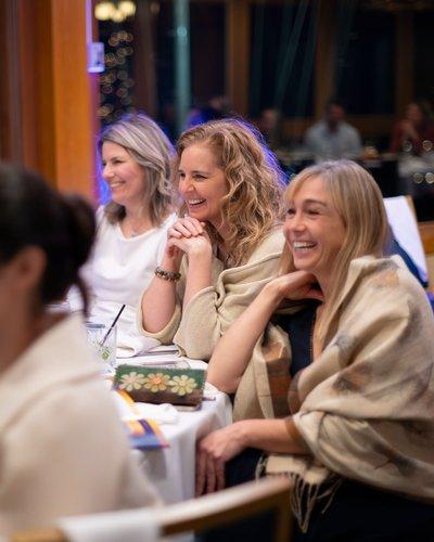 mobile - carousel-hero-element image-5